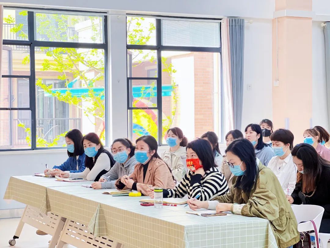 大班民间游戏主题_大班民间游戏专题_大班民间游戏玩法