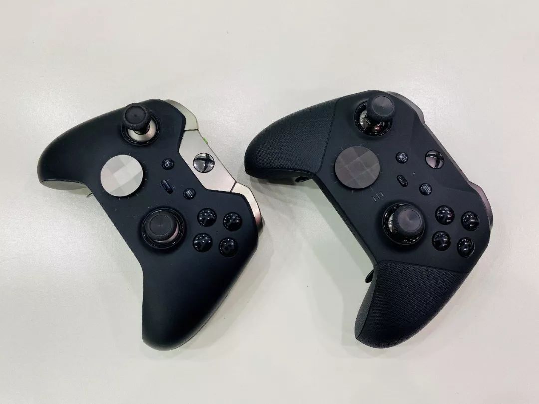 精英手柄自定义键位设置与游戏体验_Xbox第二代精英手柄对比初代升级功能_手柄玩的格斗游戏