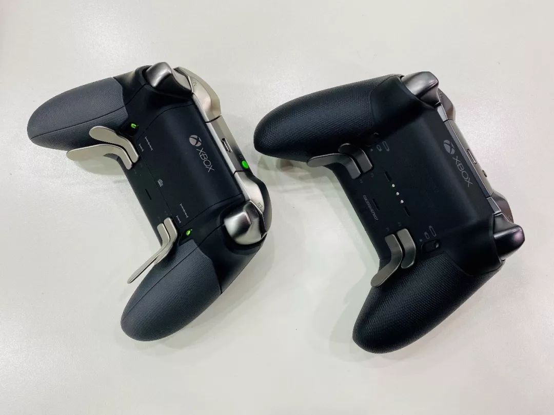 手柄玩的格斗游戏_精英手柄自定义键位设置与游戏体验_Xbox第二代精英手柄对比初代升级功能