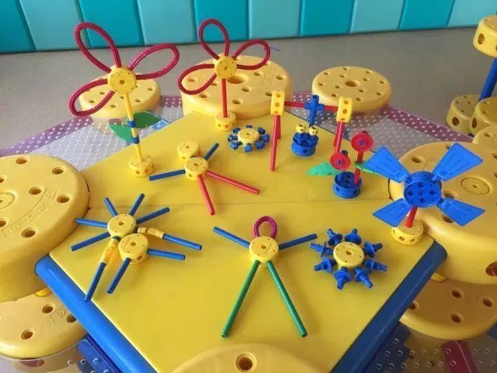 幼儿园结构游戏问题_结构游戏时间安排不合理_小班游戏专题小结