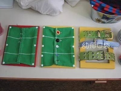 幼儿园手眼协调能力训练活动_小班幼儿手指游戏教研专题小结_3~6岁儿童手部精细动作发展游戏