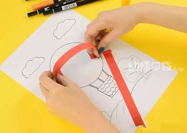 小班幼儿手指游戏教研专题小结_3~6岁儿童手部精细动作发展游戏_幼儿园手眼协调能力训练活动