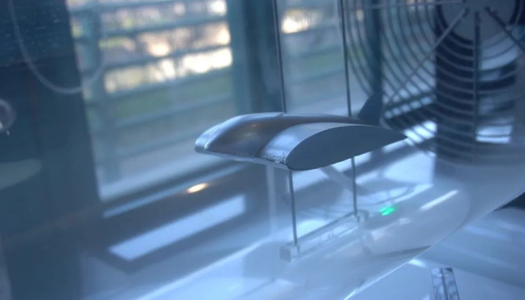 锥体上滚的实验现象_锥体上滚生活应用_锥体上滚日常生活应用