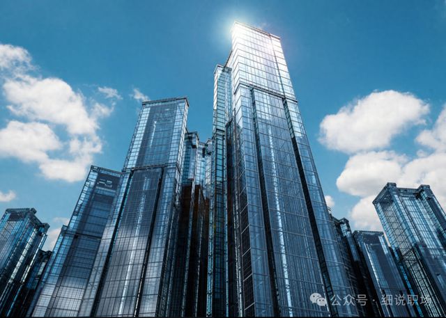 互联网巨头员工吐槽：好多人以为自己年薪30万，就是每月2万5工资