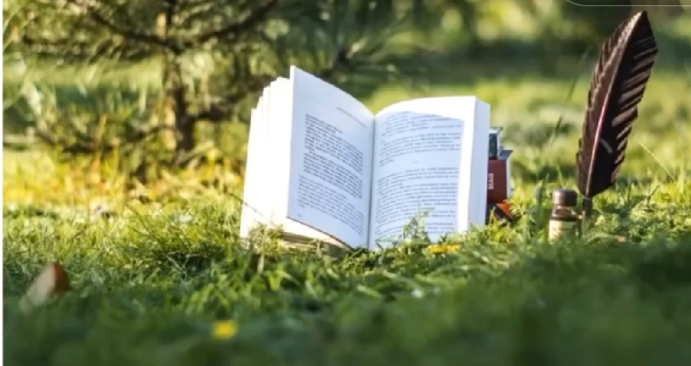 不玩游戏被扣薪水新闻_最低工资标准上调_打工人工资低于当地新标准违法