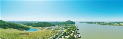 区域重大战略_优势互补 英文_区域协调发展