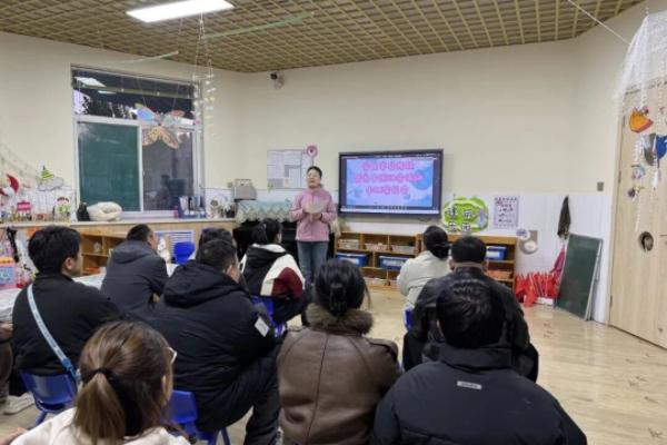 亲子运动会临汾_家园共育活动_幼儿园游戏专题总结