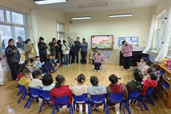 家园共育活动_亲子运动会临汾_幼儿园游戏专题总结