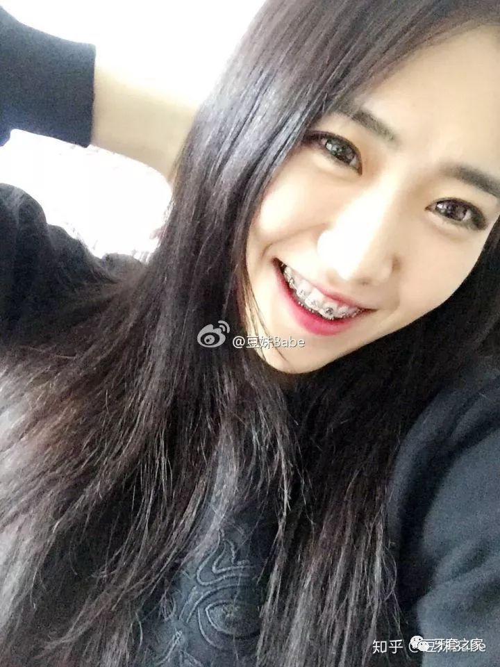 美图秀秀怎么弄证件照_图片秀秀生成证件照过程_秀证件照的心情说说