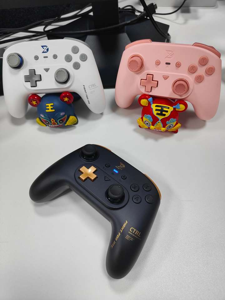 手柄格斗_致动Y影翼评测_百元游戏手柄