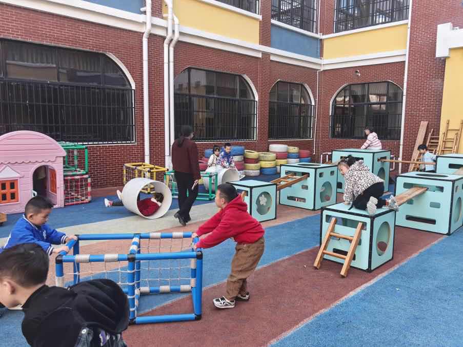 幼儿园游戏专题总结_幼儿园游戏行为观察解读_幼儿园游戏案例撰写培训