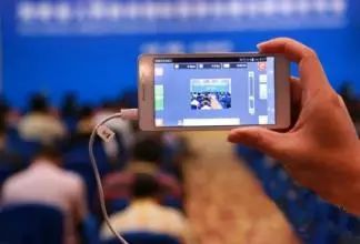 新闻美女游戏直播_游戏新闻 美女_新闻美女游戏视频