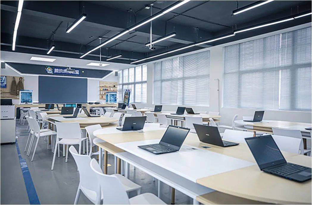 沉迷游戏损害身体健康的新闻_沉迷游戏伤身新闻_沉迷游戏新闻事件