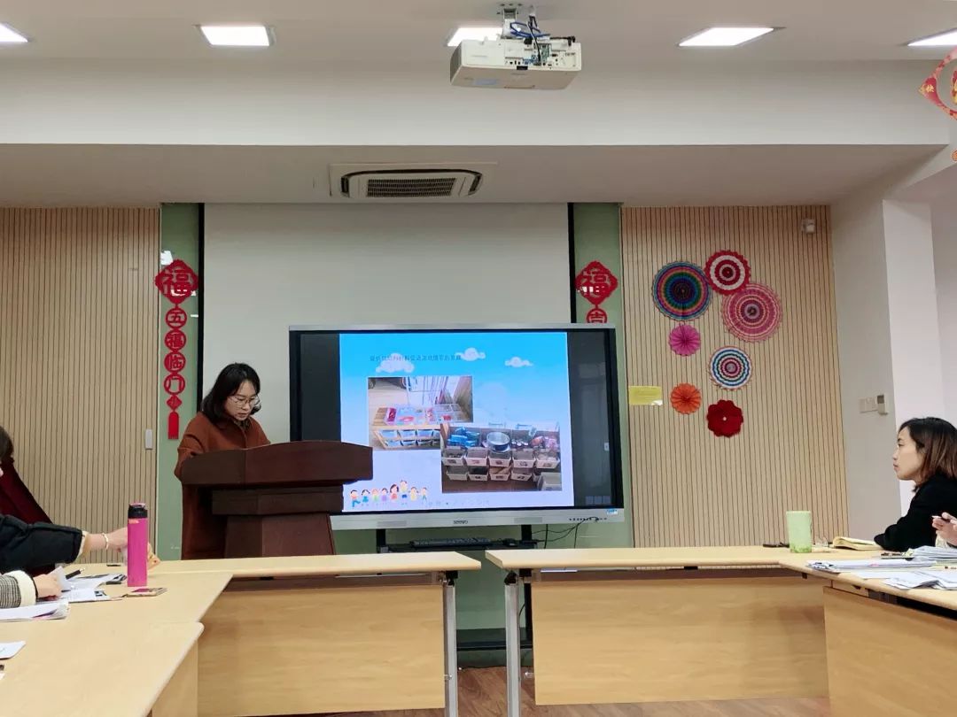 小班小结专题游戏反思_小班游戏活动小结_小班游戏专题小结