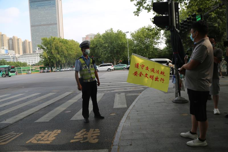 滚动新闻是什么_游戏滚动新闻_滚动新闻怎么写