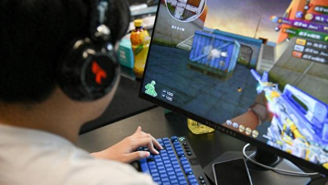 腾讯、网易：整个暑假未成年玩家可体验游戏时长不超过27小时