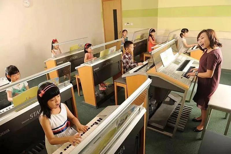 三十六计生活应用实例_上屋抽梯 计谋 应用 案例_上屋抽梯 计谋 商业 运用 案例