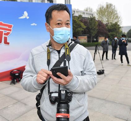 郑州晚报青春纪念_郑州晚报改版18周年_郑州晚报地铁报 生活 应用 app