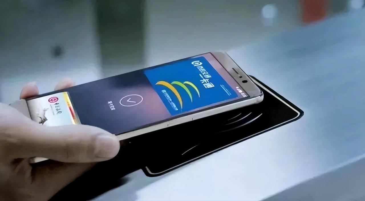 NFC技术历史发展_NFC是什么意思_无线电能传输的生活应用