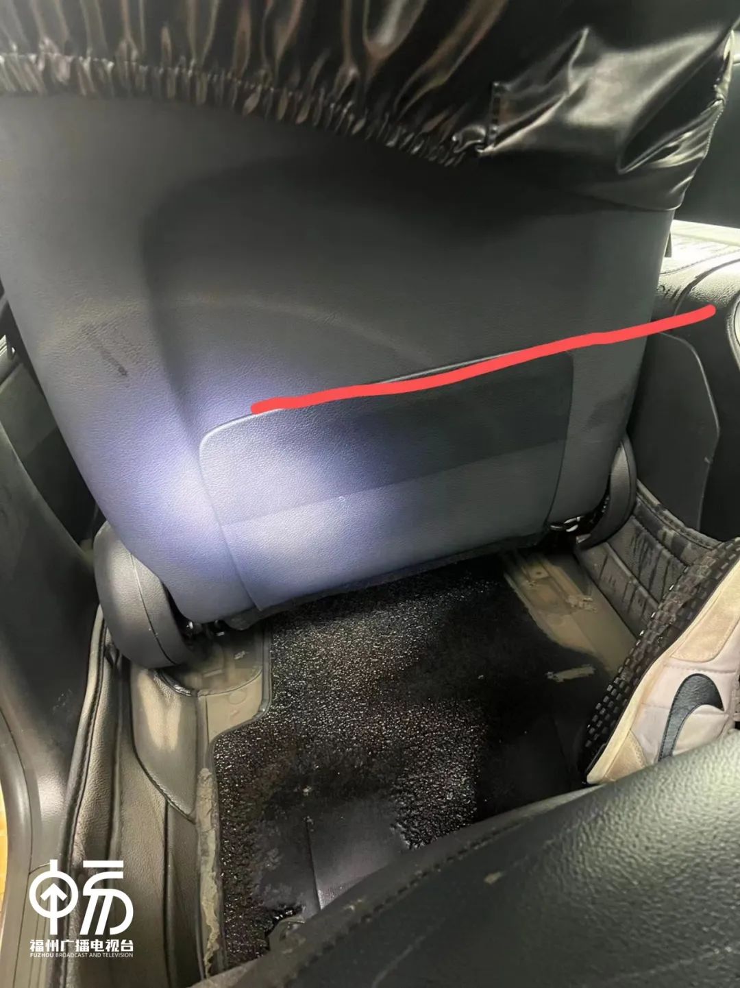 奔驰C260L维权经历_准新车故障灯亮送修4S店泡水_奔驰故障灯图解大全