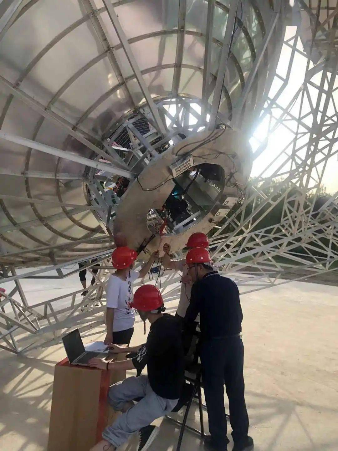 无线电能传输的生活应用_微波无线电能传输技术发展历程_微波无线电能传输技术原理