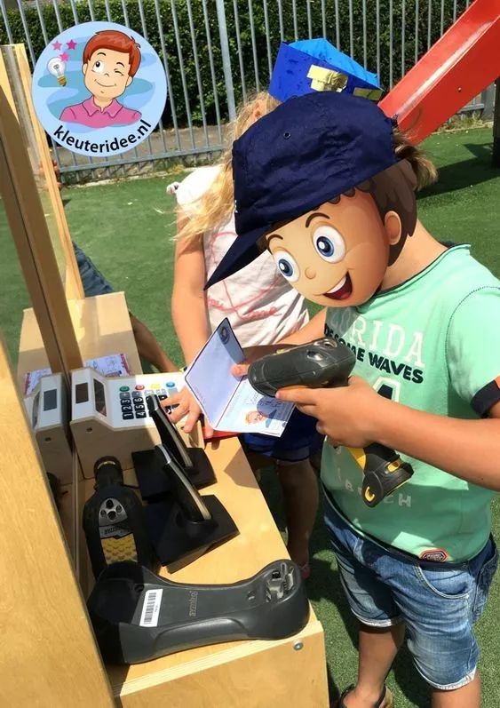 小班角色游戏创意_小班游戏专题小结_幼儿园角色游戏主题