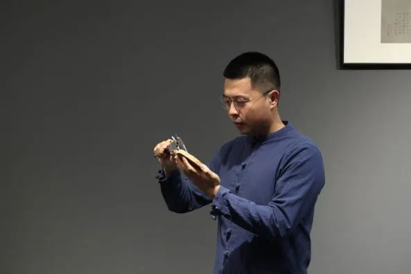 金丝楠老料横切面图片_金丝楠木摆件寓意_金丝楠木手串价格