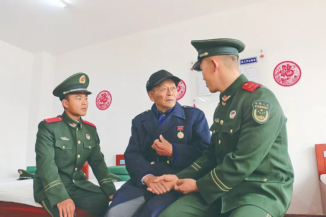 战友聚会通讯录美篇_战友聚会通讯录图片_战友聚会通讯录