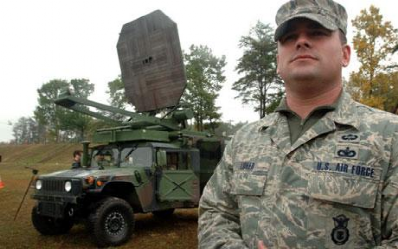 美军强激光武器运用方式_定向能武器实战化部署_电磁炮生活应用