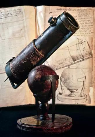 牛顿定律在我们生活中的应用_牛顿定律实际应用_牛顿第一定律生活应用