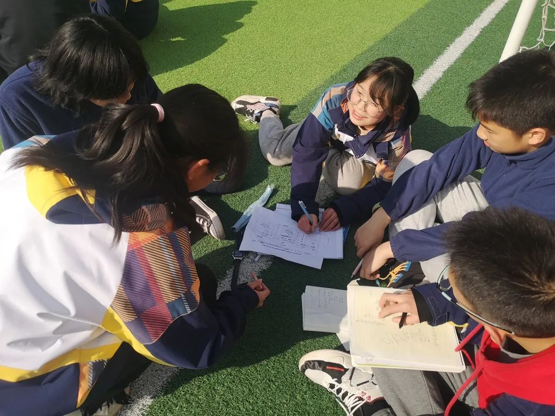 勾股定理生活实际应用_勾股定理生活应用_生活中勾股定理的应用