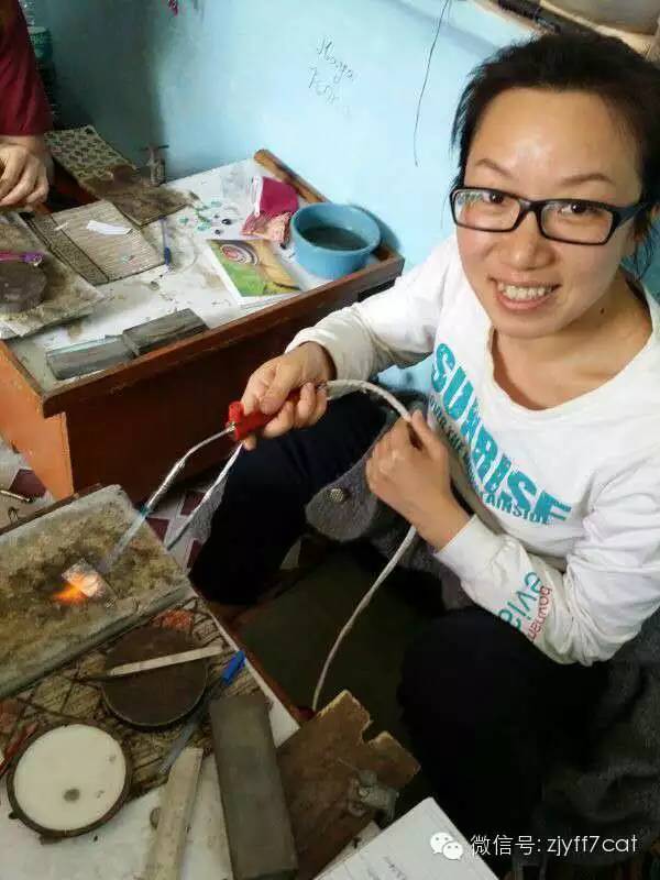 穷游富游争议_穷游被骗炮细节_旅行体验与价值观