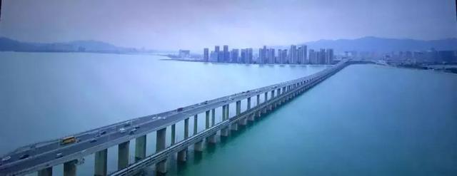 毕竟近义词语_泉州兜兜公交_朱灵路昭两将对刘备无可奈何