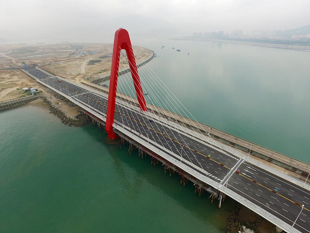 毕竟近义词语_泉州兜兜公交_朱灵路昭两将对刘备无可奈何