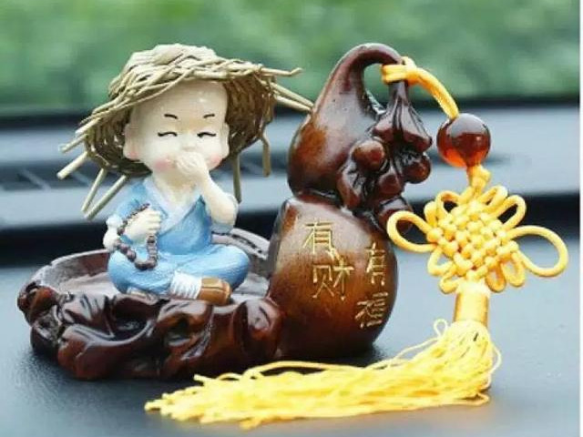 说话气场很强大的词_如何让自己说话有气场_讲话有气场的人