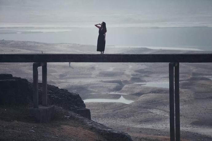 冷静思考处理问题_逆向思维解决问题_生活逆向思维应用故事