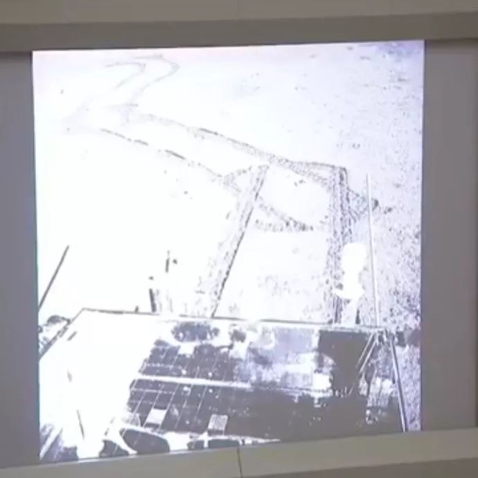 嫦娥四号玉兔二号谣言_玉兔二号月球背面故障_微博月球车玉兔