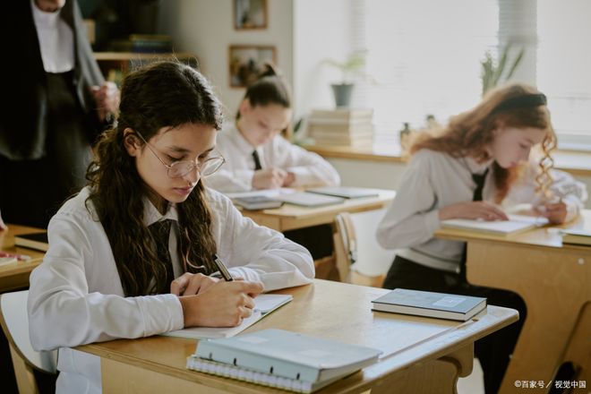 空气成分与性质_物理化学在生活应用_水分子结构与性质
