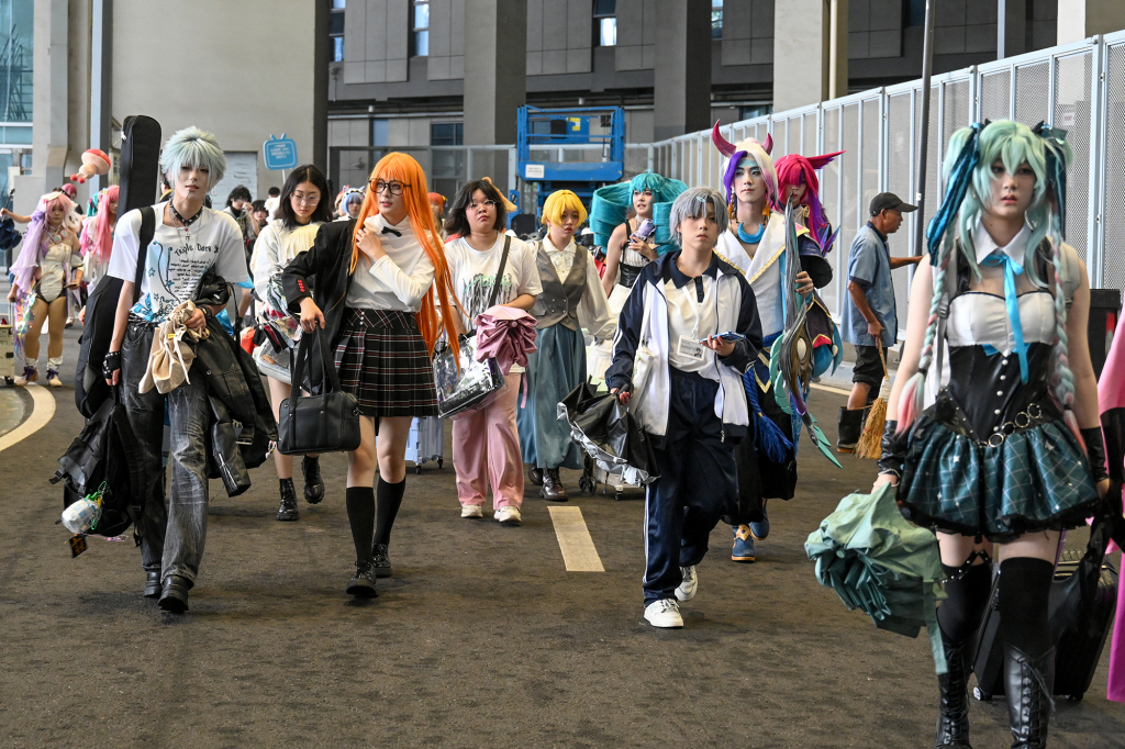 二次元游戏专题_上海二次元文化发展_上海“谷子经济”市场分析