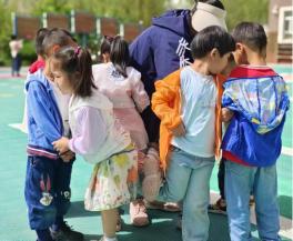 拾忆快乐美好童年_大班民间游戏专题_传承民间体育游戏