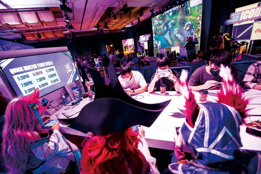 游戏滚动新闻_游戏付费模式设计_游戏策划行业现状