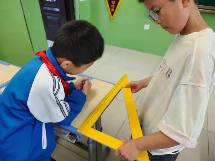 生活中数学应用小报_数学实践活动_我是小小测量家