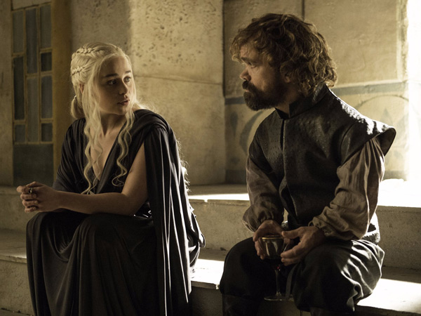 《权力的游戏》遭疯狂剧透 “弥桑黛”怒了