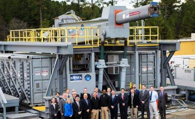 电磁炮生活应用_美国电磁炮技术突破_中国电磁炮上舰测试