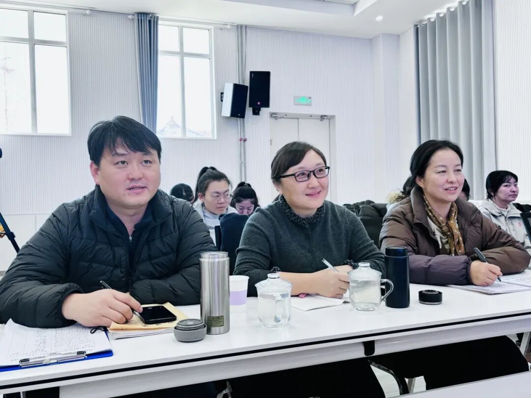 幼儿园游戏专题总结_区域游戏材料投放有效性_幼儿园区域游戏研究成果展示研讨会