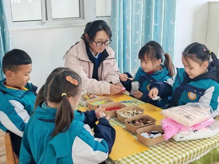 幼儿园游戏专题总结_基于体验的野趣课程_野趣课程实践与优化