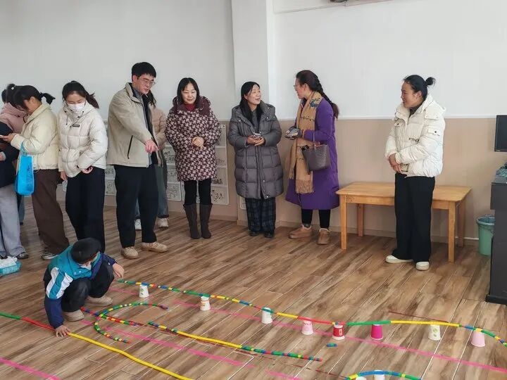 幼儿园游戏专题总结_基于体验的野趣课程_野趣课程实践与优化