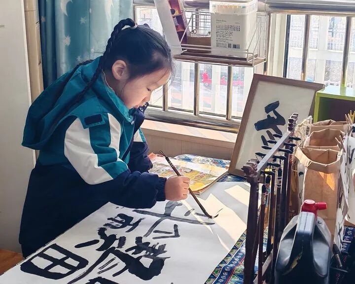 幼儿园游戏专题总结_基于体验的野趣课程_野趣课程实践与优化