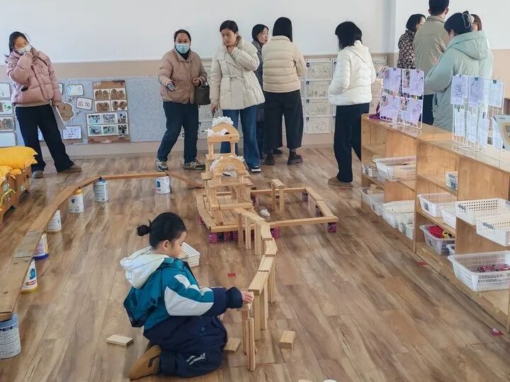 基于体验的野趣课程_野趣课程实践与优化_幼儿园游戏专题总结