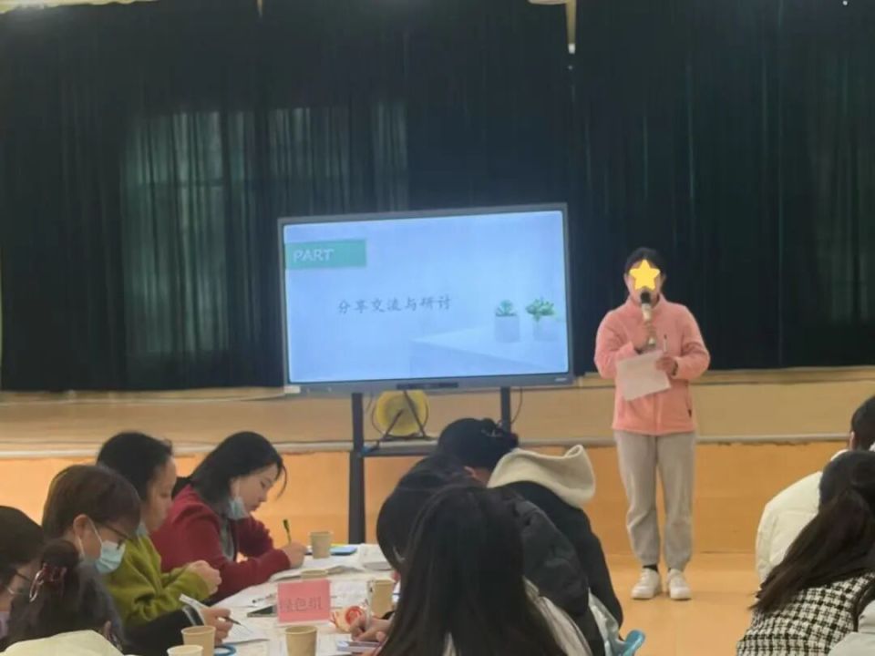 幼儿园游戏专题总结_区域游戏教学经验交流_适宜幼儿发展的区域活动组织策略